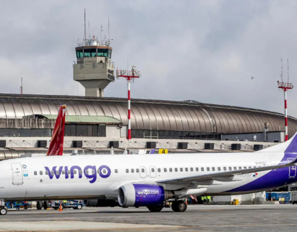 avion-de-la-aerolinea-wingo-61839
