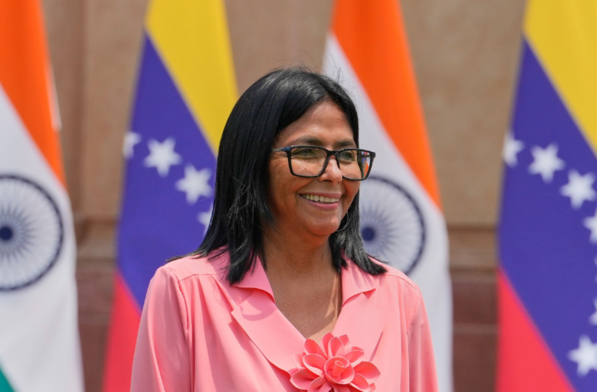 delcy-rodriguez-retorna-a-venezuela-tras-gira-oficial-por-india-y-turquia-62306